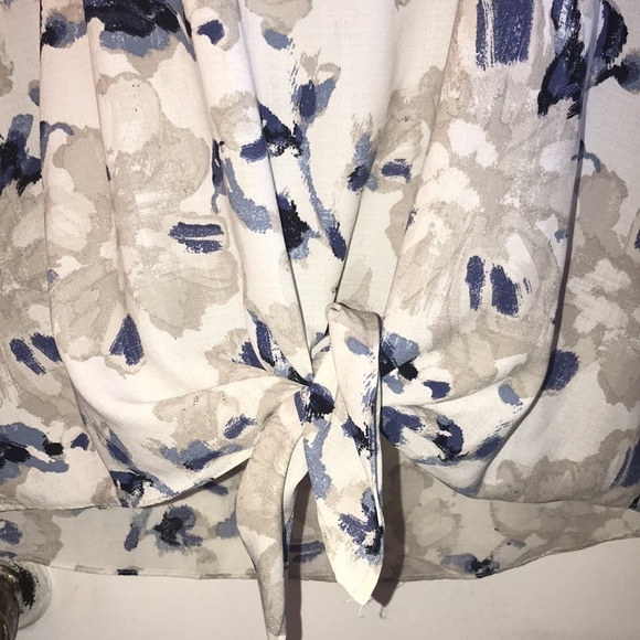 NWT AGB Women's Floral Top Size Large - Picture 6 of 14